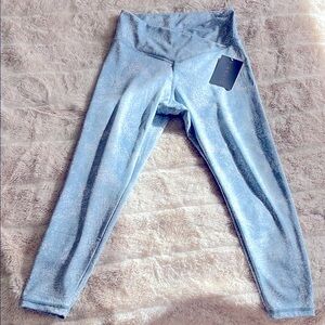 Danskin Textured Blue Leggings